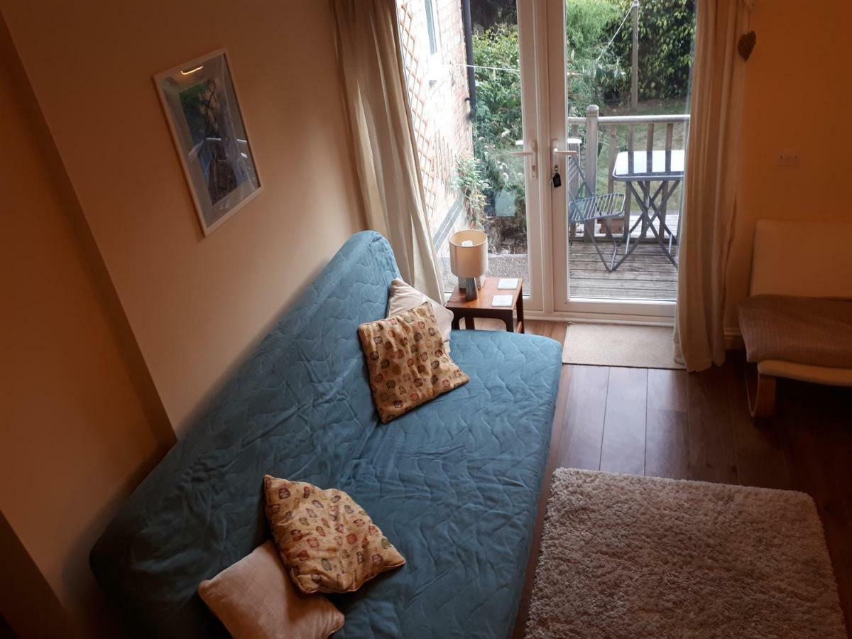 Villa Bramblhen Nottingham Esterno foto